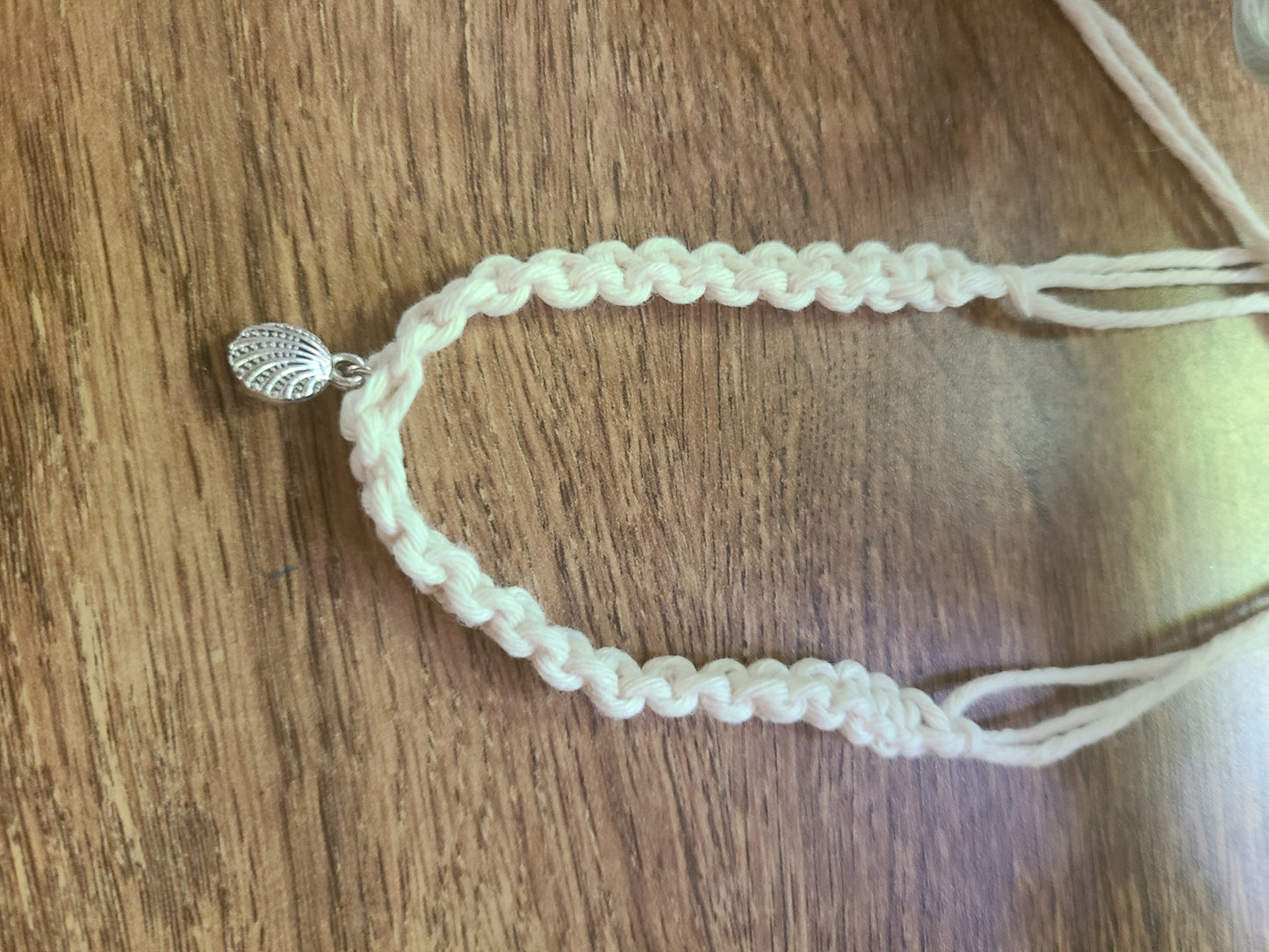 Shell ankle bracelet