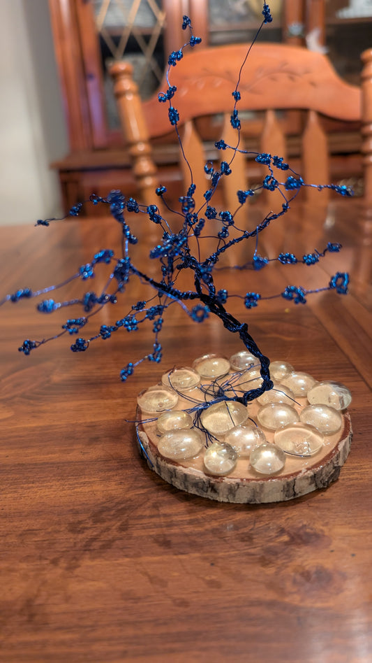 Blue wire tree